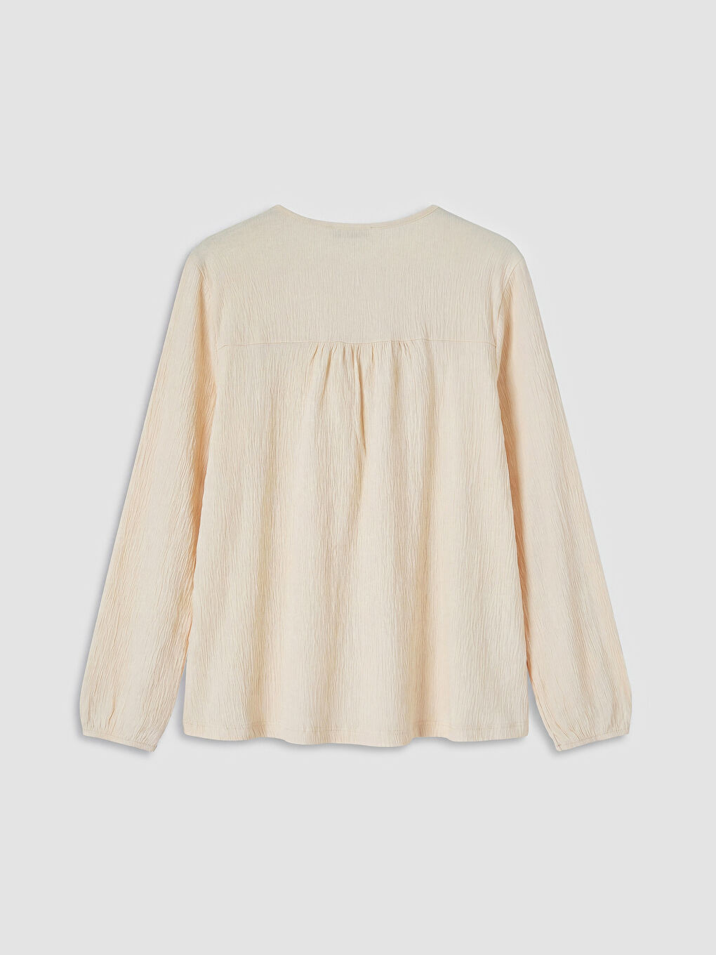 Ekru Bağlamalı Yaka Nakışlı Bluz-1