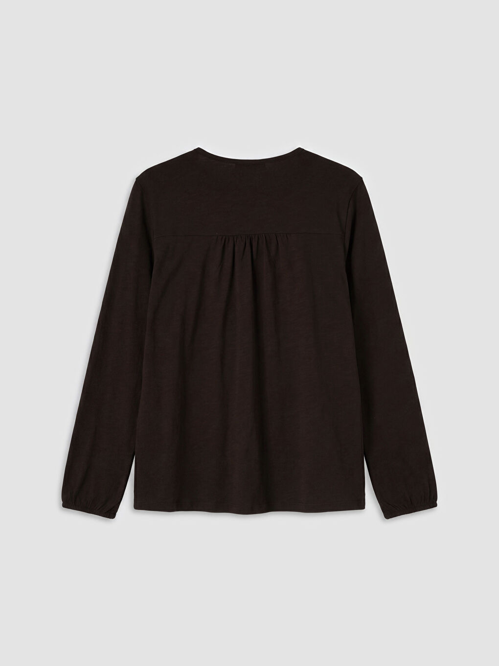 Kahverengi Bağlamalı Yaka Nakışlı Bluz-1