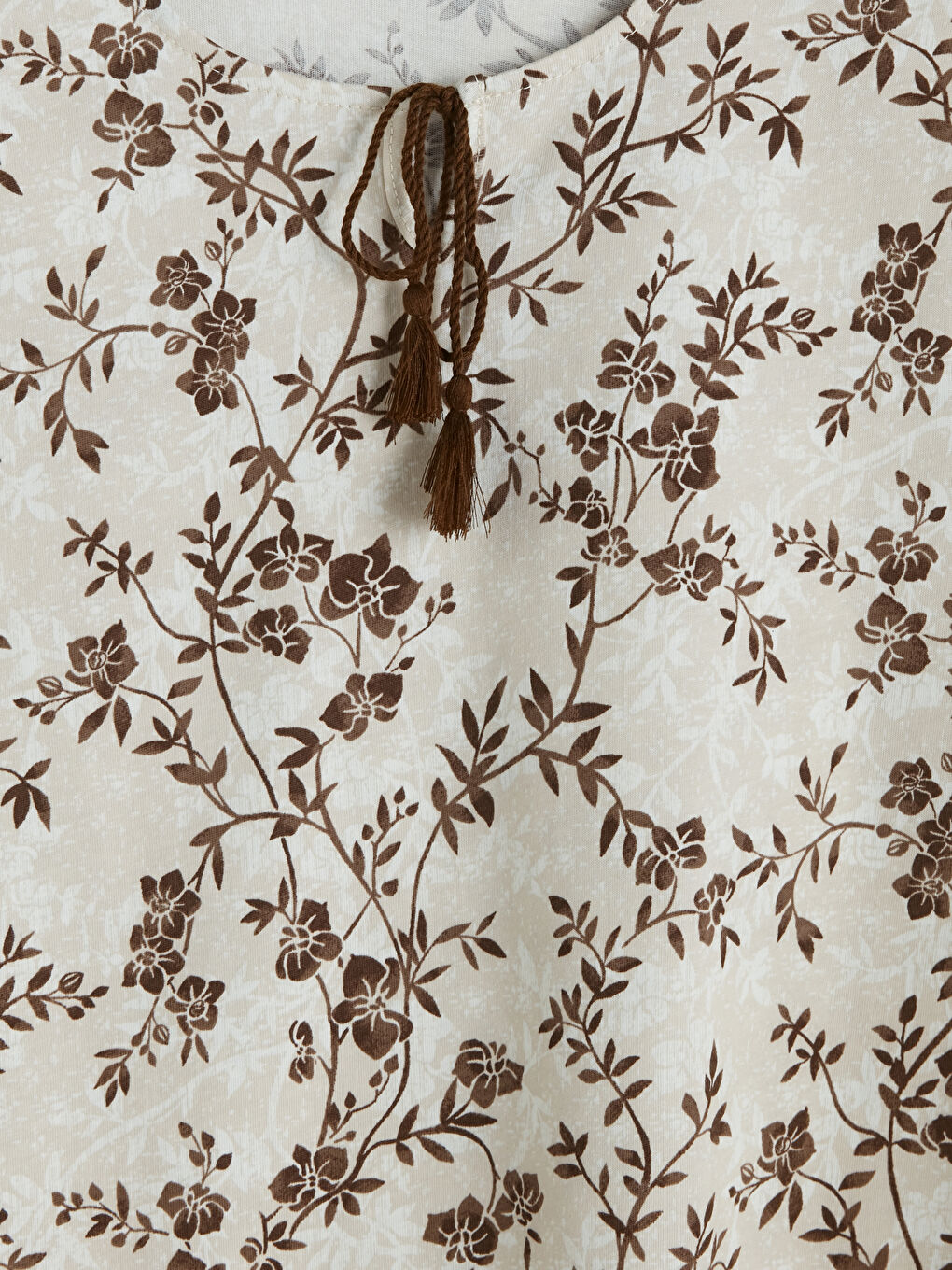 Bej Bağlamalı Yaka Çiçekli Bluz-2