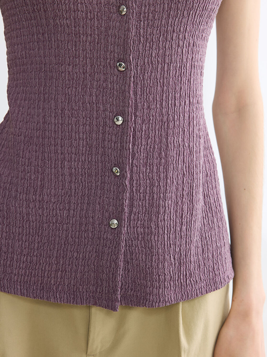V Neck Buttoned Women's Tank Top-2