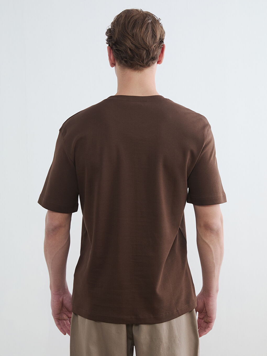 Kahverengi Relaxed Fit  Bisiklet Yaka Erkek Tişört-6