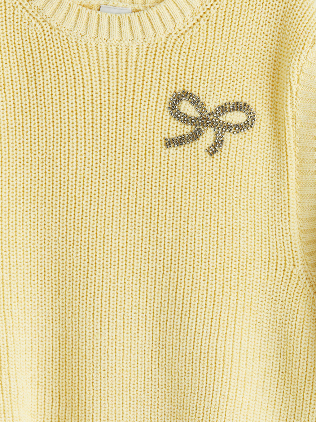 Beyaz Kız Çocuk Fiyonk Detaylı Triko Süveter ve Gömlek-5