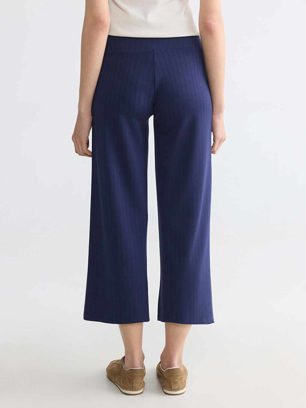 Lacivert Beli Lastikli Soft Touch Kadın Kapri-3