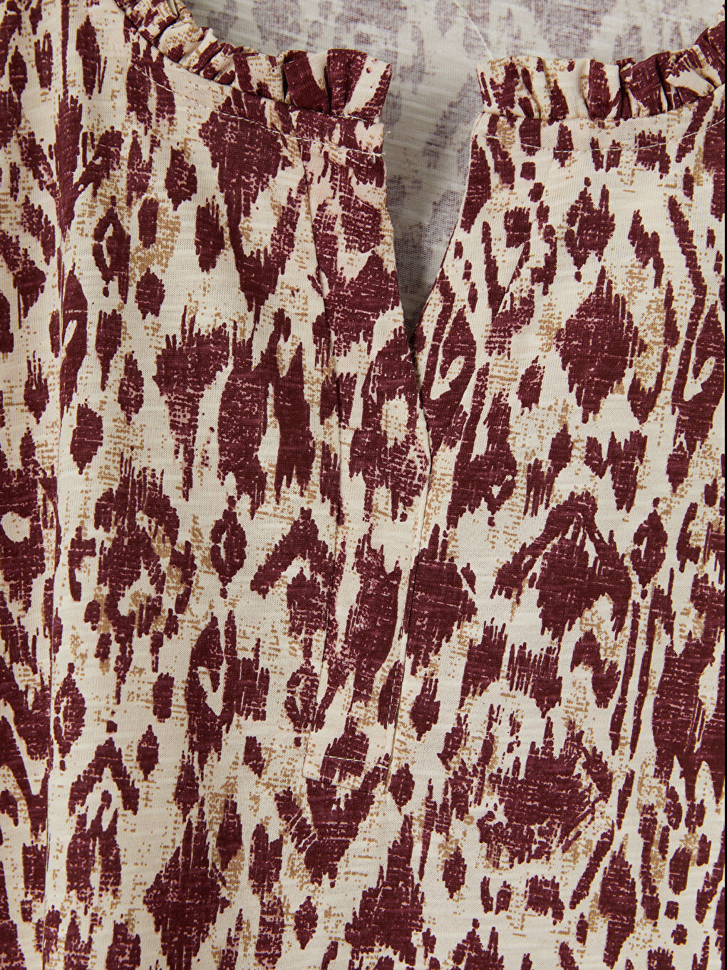 Bordo Kaçık Yaka Desenli Bluz-2