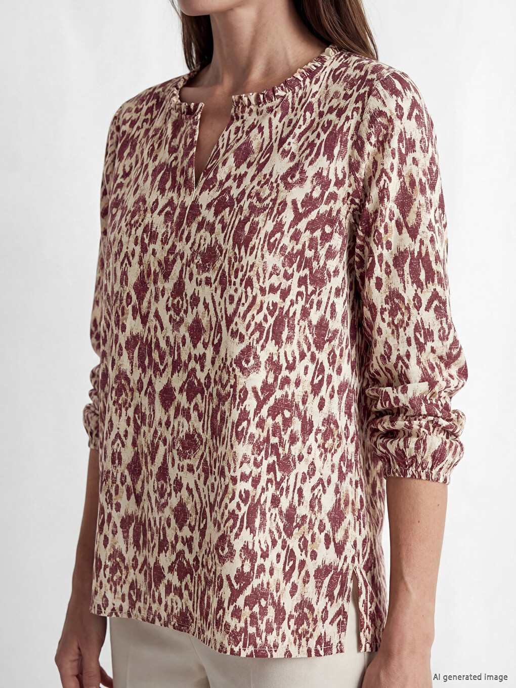 Bluza sa okovratnikom i uzorkom-2
