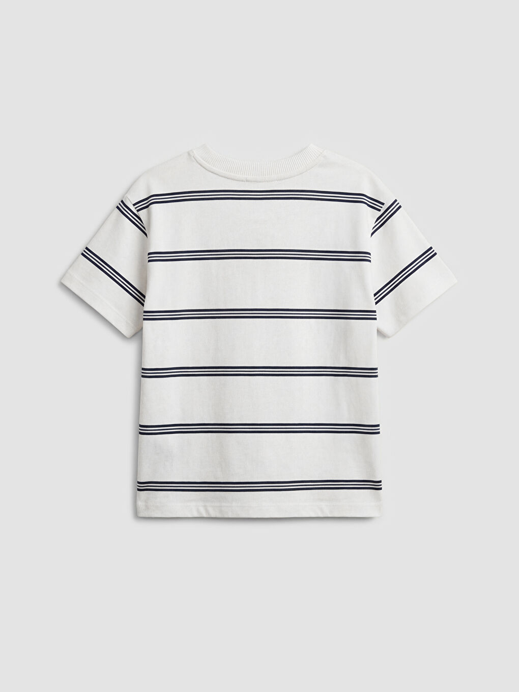 Striped Boys' T-Shirt and Shorts-3