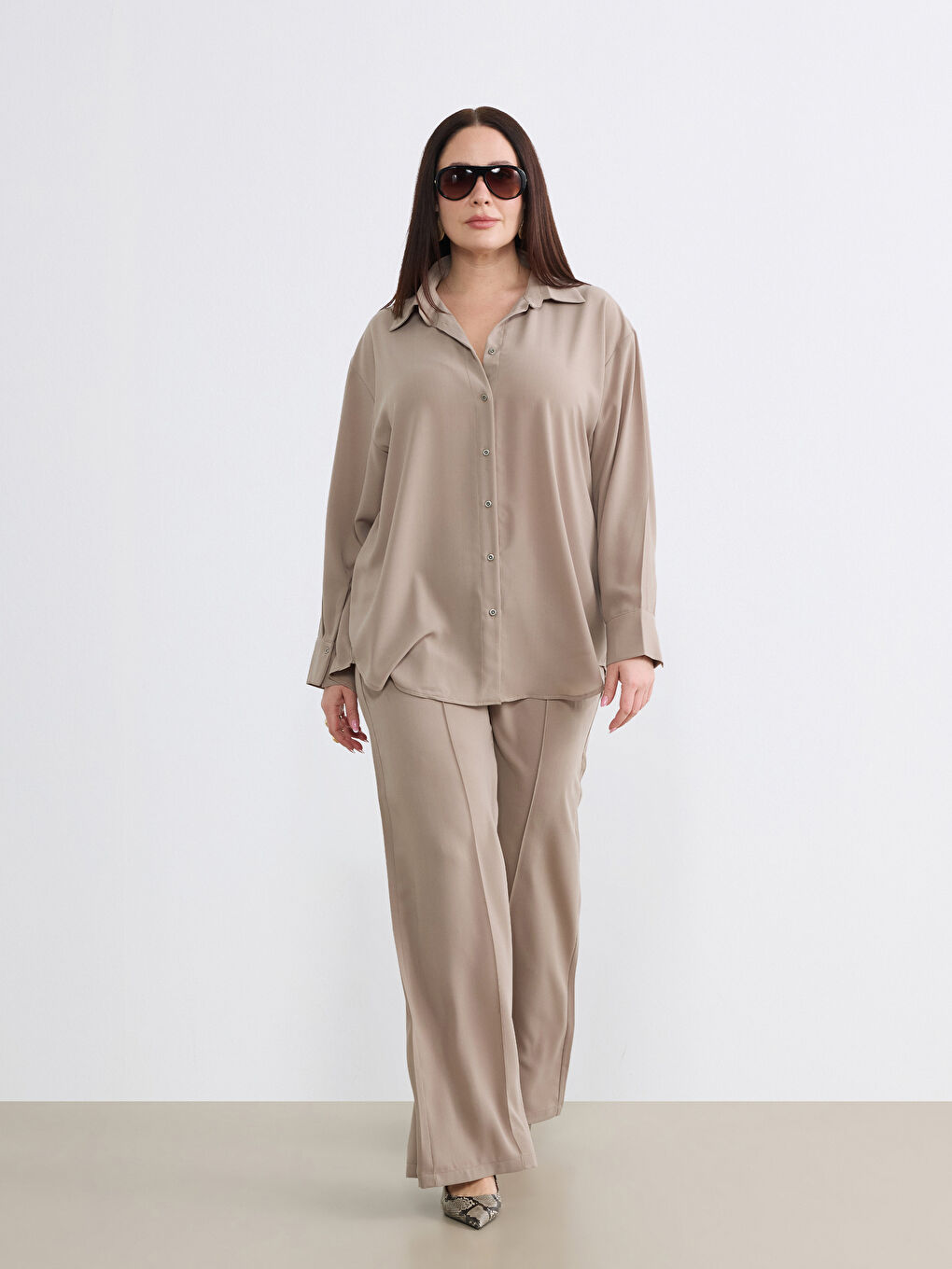 Bej Loose Fit Kadın Gömlek-5