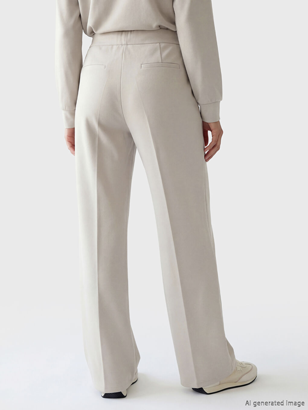 Gri Beli Lastikli Soft Touch Kadın Eşofman Altı-2