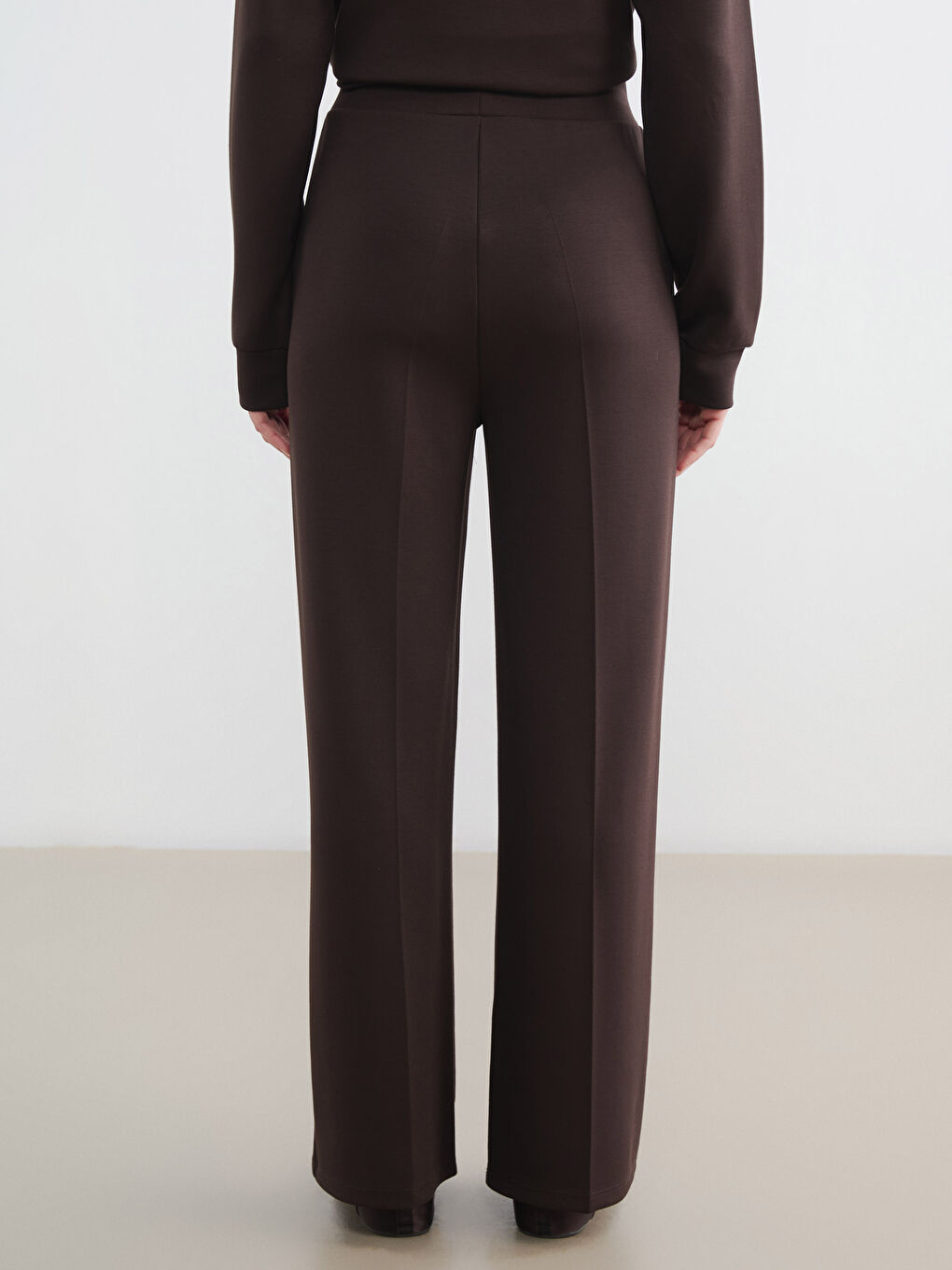 Kahverengi Beli Lastikli Soft Touch Kadın Eşofman Altı-3