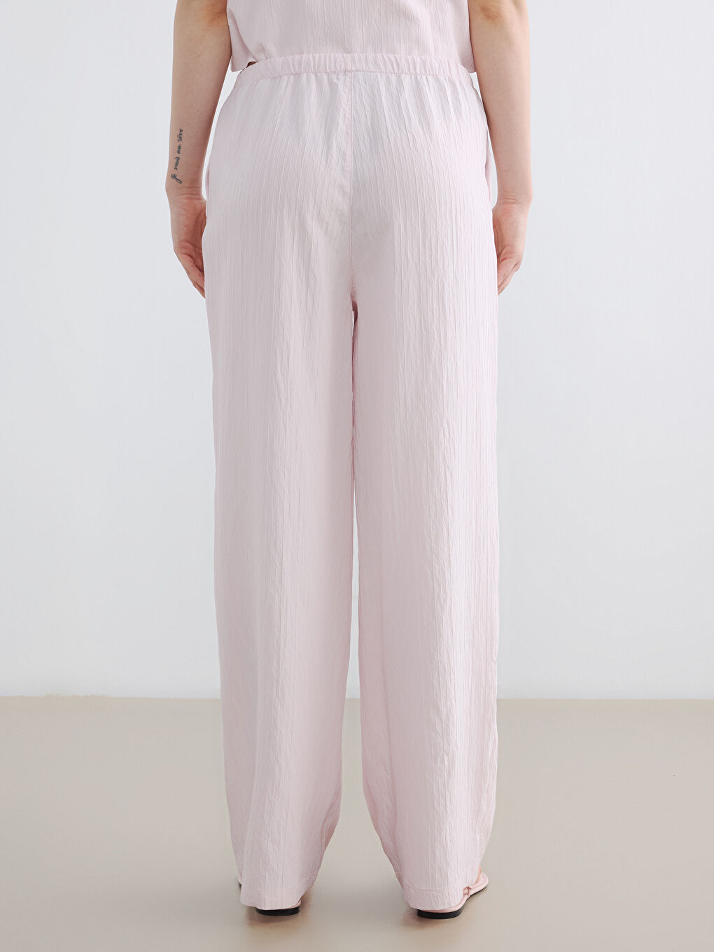 Pembe Beli Lastikli Dokulu Kadın Pantolon-3