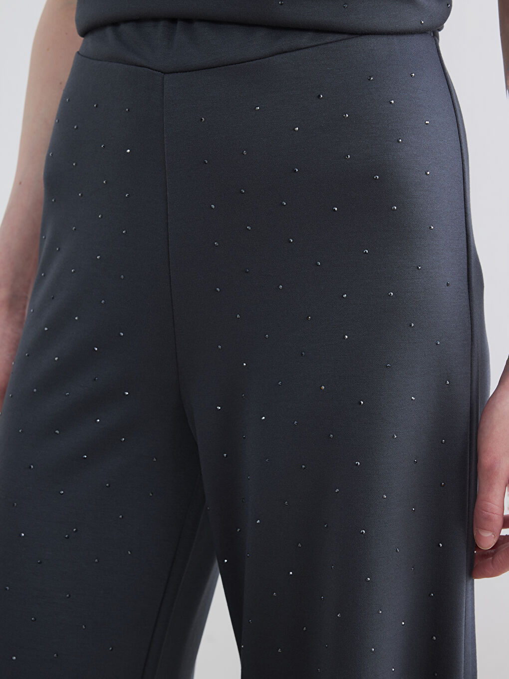 Soft Touch Rhinestone Embellished Women's Sweatpants-2