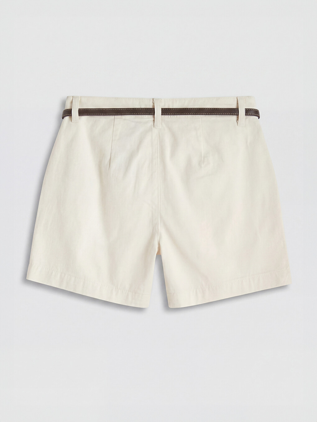 Bej Beli Kemerli Regular Fit Kadın Jean Şort-1