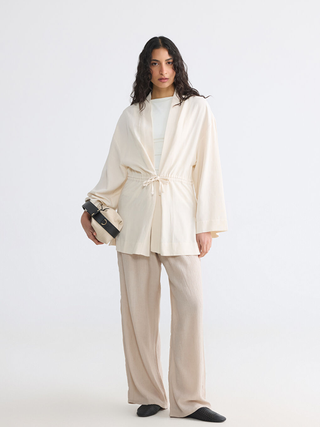 Ekru V Yaka Kadın Kimono-1