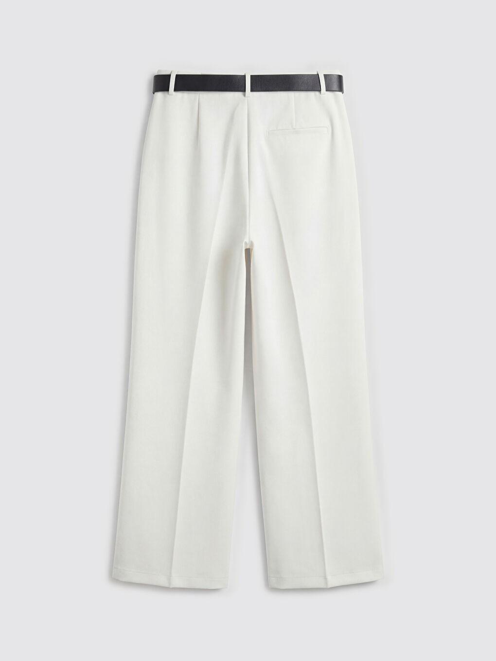 Ekru Beli Kemerli Kadın Pileli Kumaş Pantolon-1