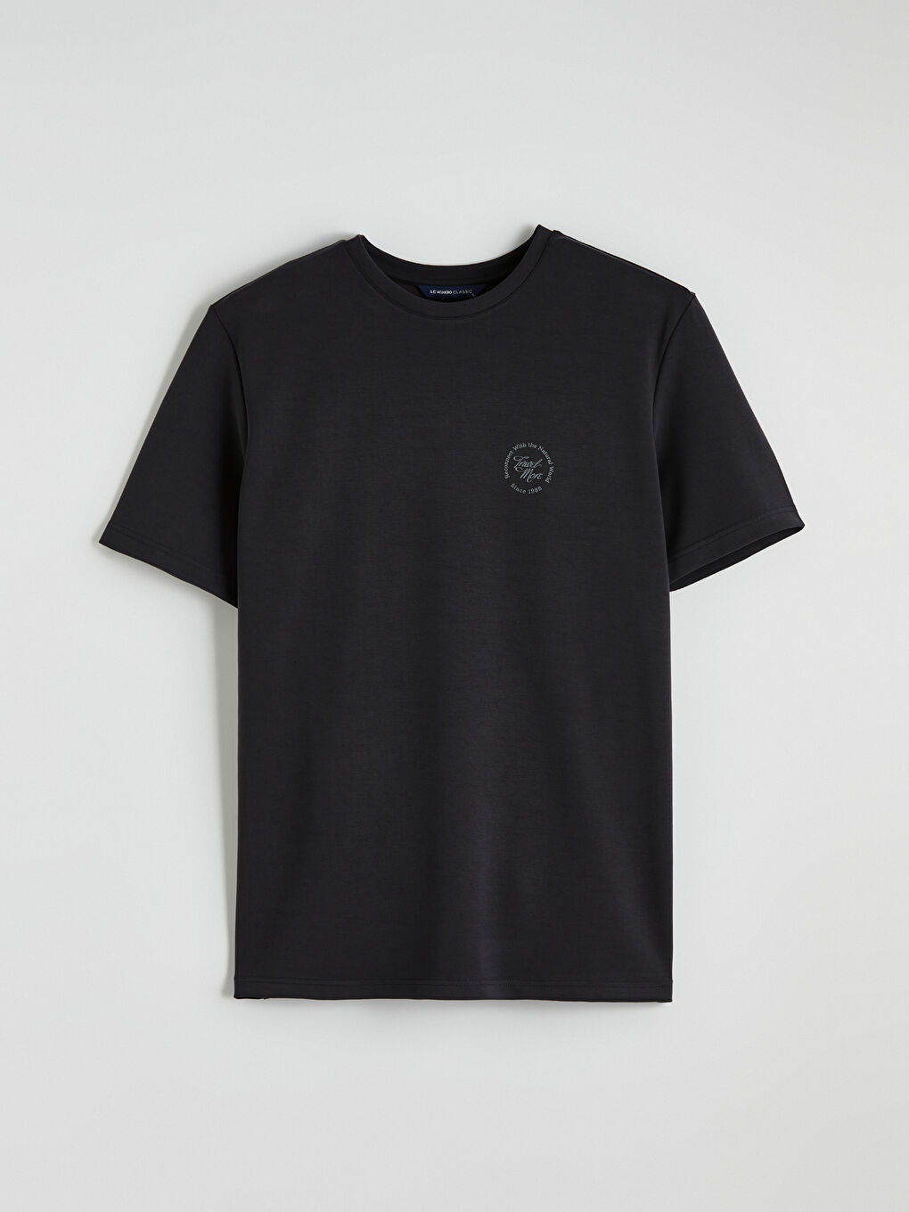 Siyah Bisiklet Yaka Baskılı Erkek Tişört