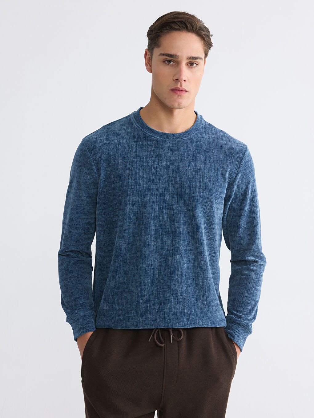 İndigo Bisiklet Yaka Dokulu Erkek Sweatshirt