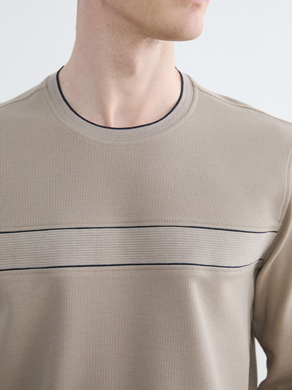 Bej Bisiklet Yaka Baskılı Erkek Sweatshirt-2