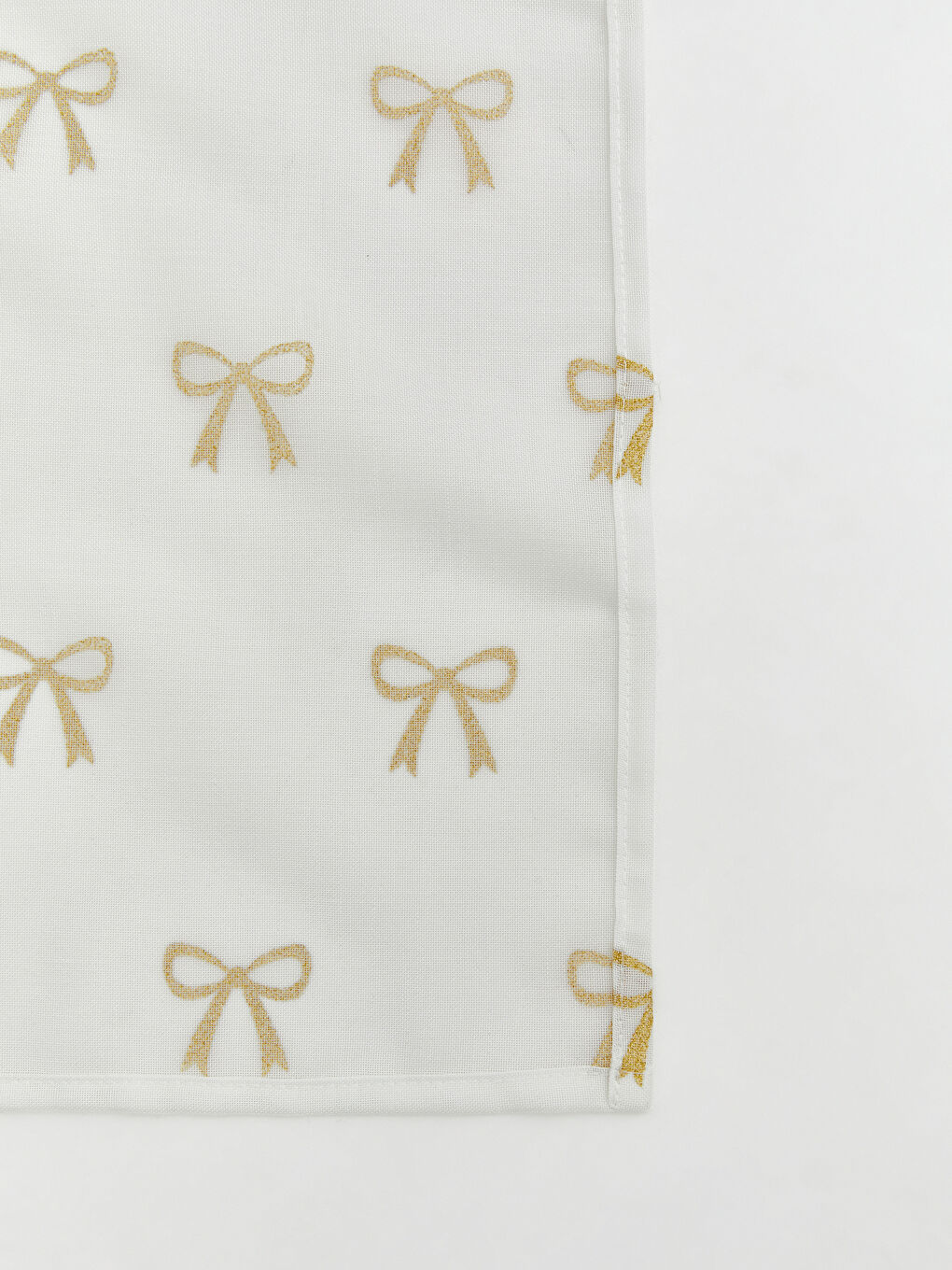 Beyaz Fiyonk Desenli Runner 45x150 cm-3