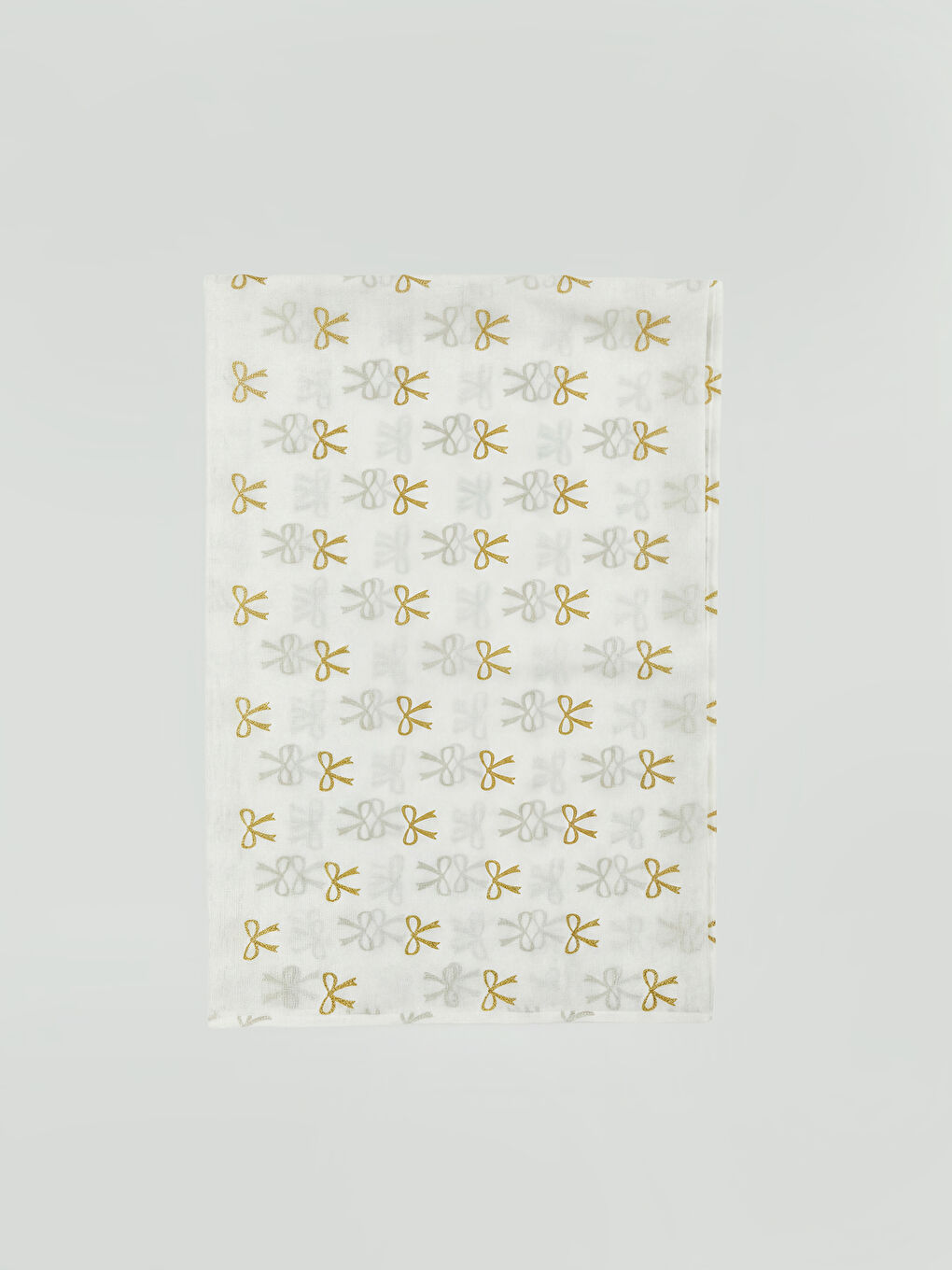 Beyaz Fiyonk Desenli Masa Örtüsü 145x200 cm-1