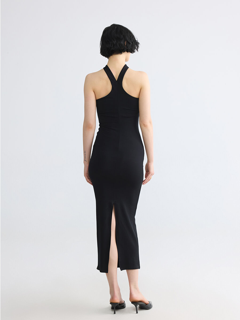 Halter Neck Bodycon Dress-3