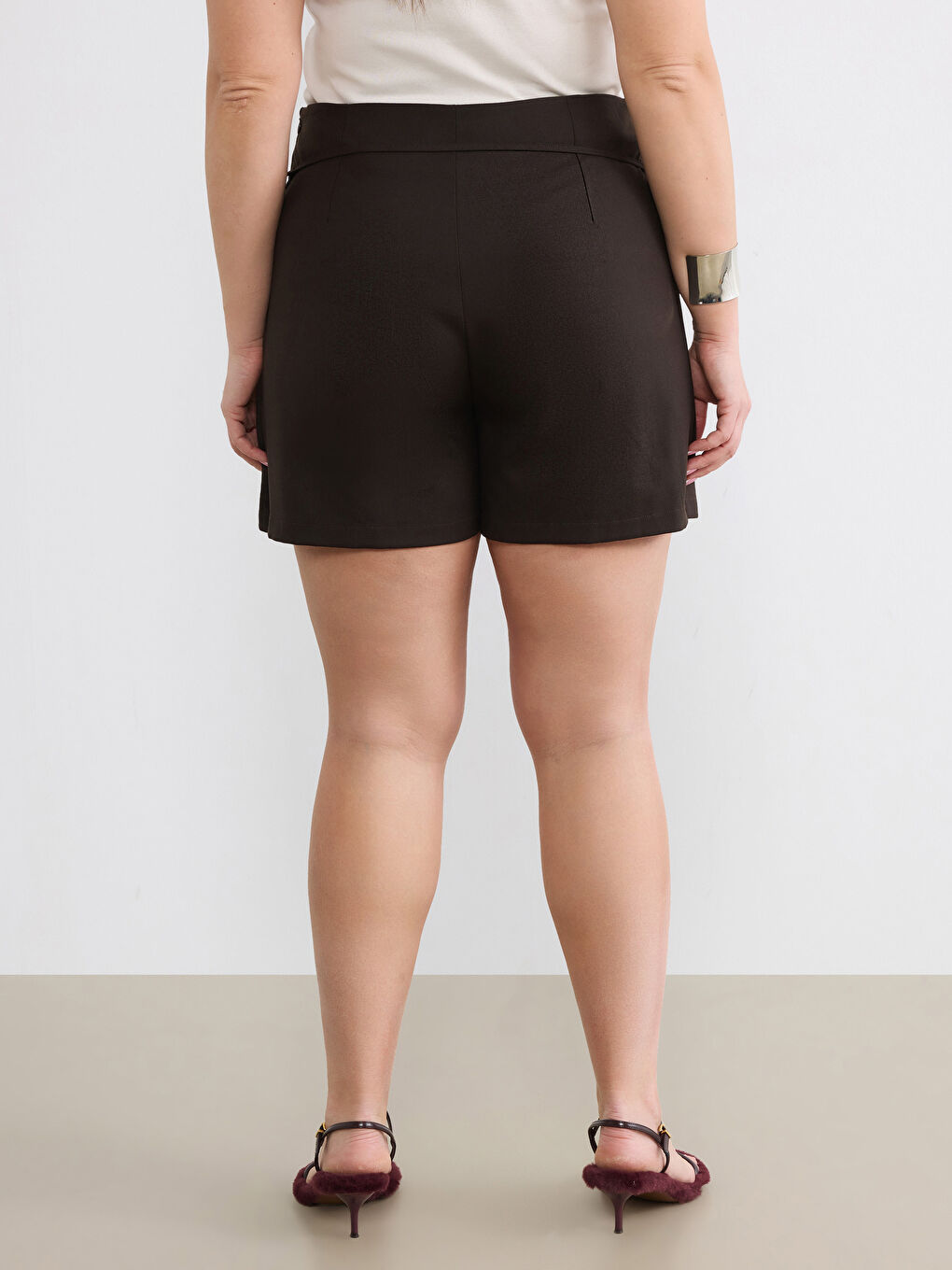 Kahverengi Beli Fermuarlı Mini Şort Etek-7