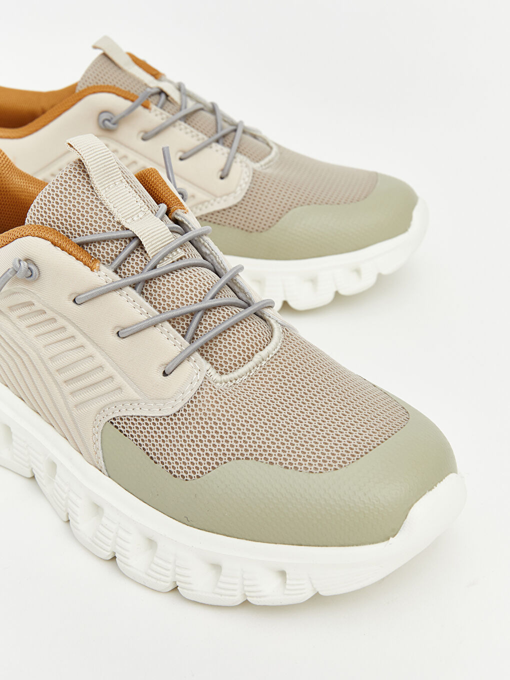 Bej Bağcıklı Kalın Tabanlı Erkek Çocuk Spor Ayakkabı-2