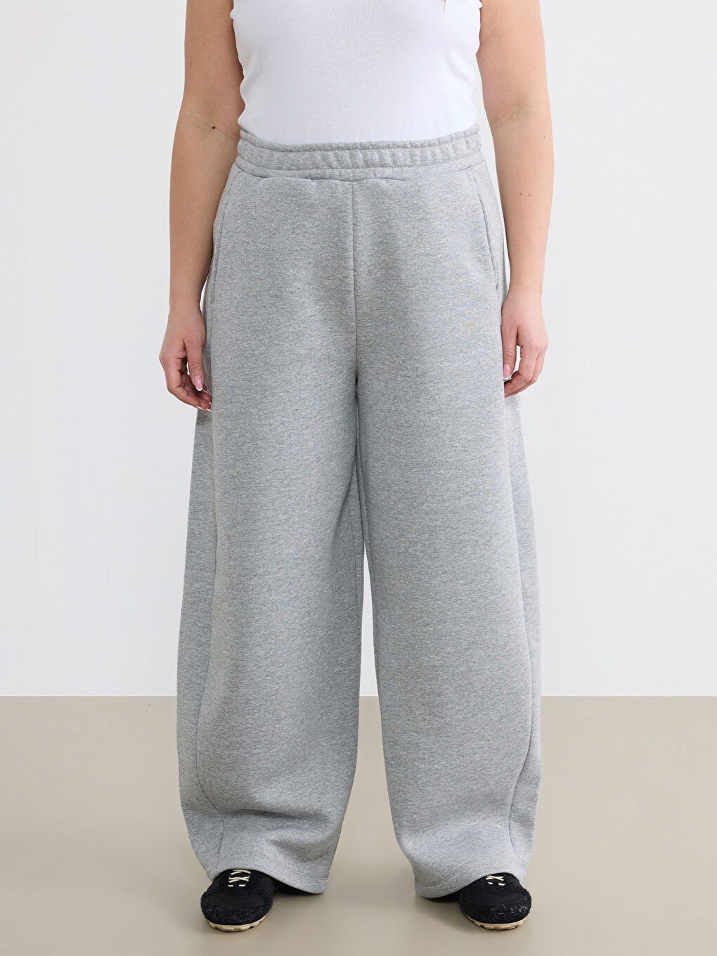 Gri Beli Lastikli Kadın Eşofman Altı-5