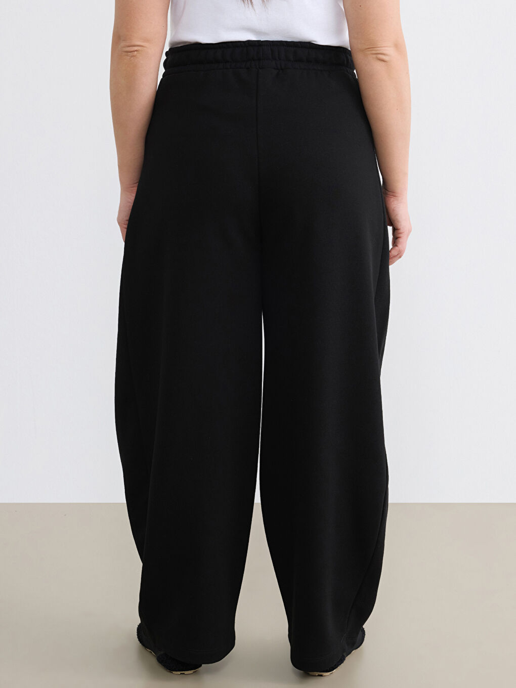 Siyah Beli Lastikli Kadın Eşofman Altı-3