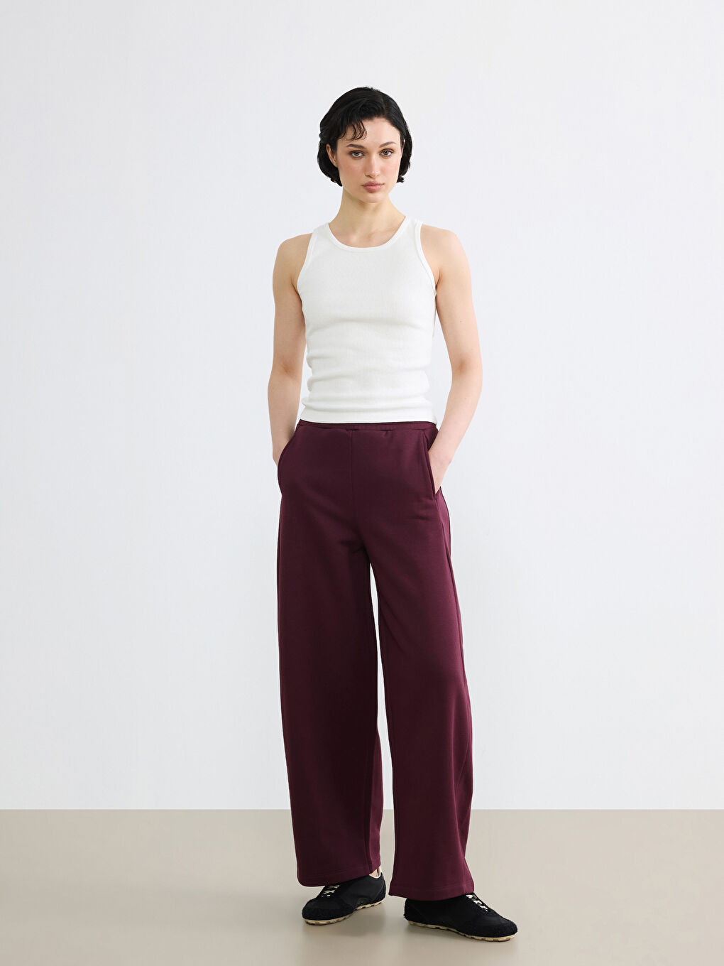 Bordo Beli Lastikli Kadın Eşofman Altı