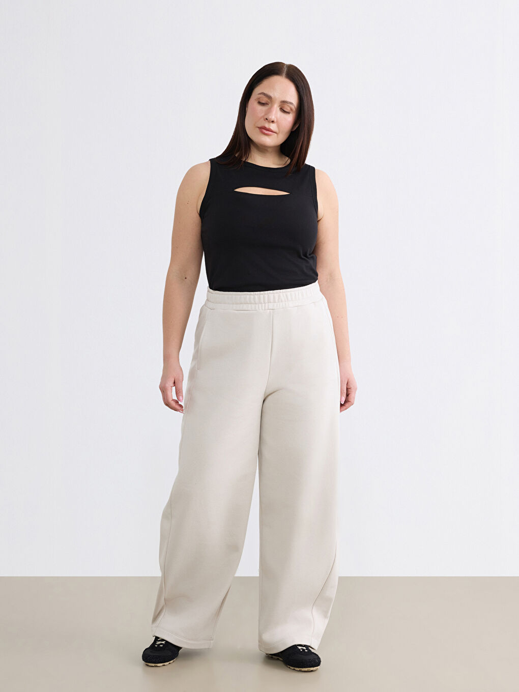 Bej Beli Lastikli Kadın Eşofman Altı-1