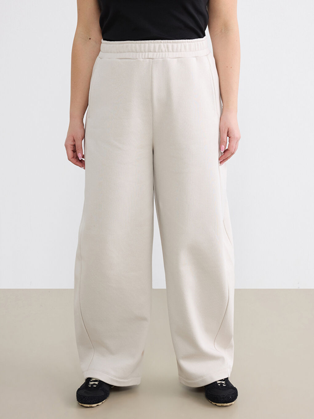 Bej Beli Lastikli Kadın Eşofman Altı-5