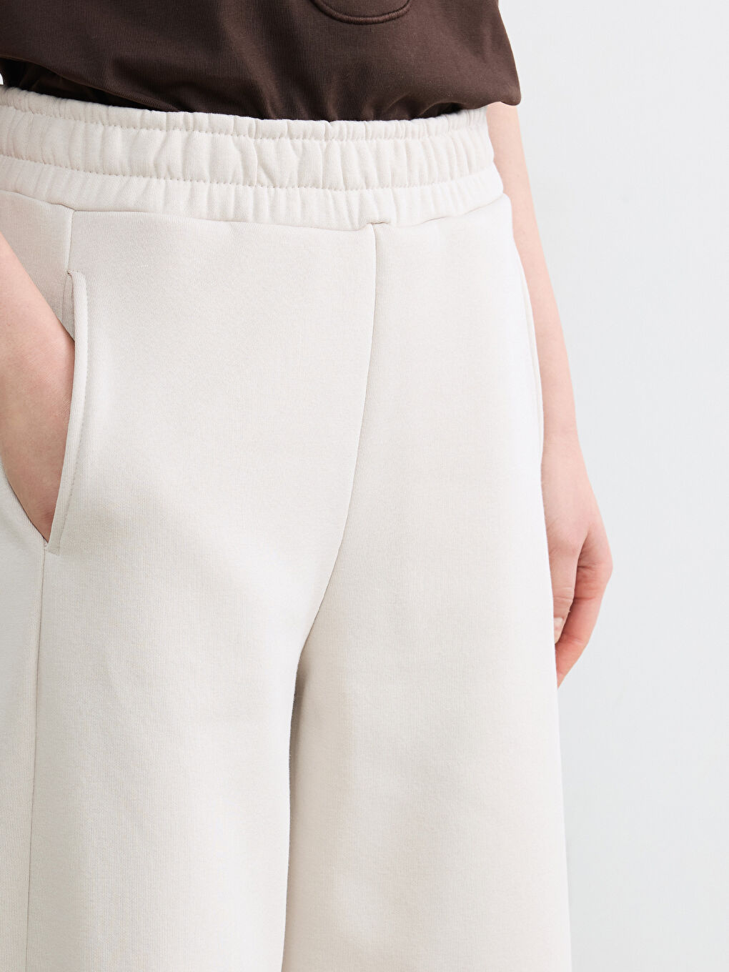 Bej Beli Lastikli Kadın Eşofman Altı-3