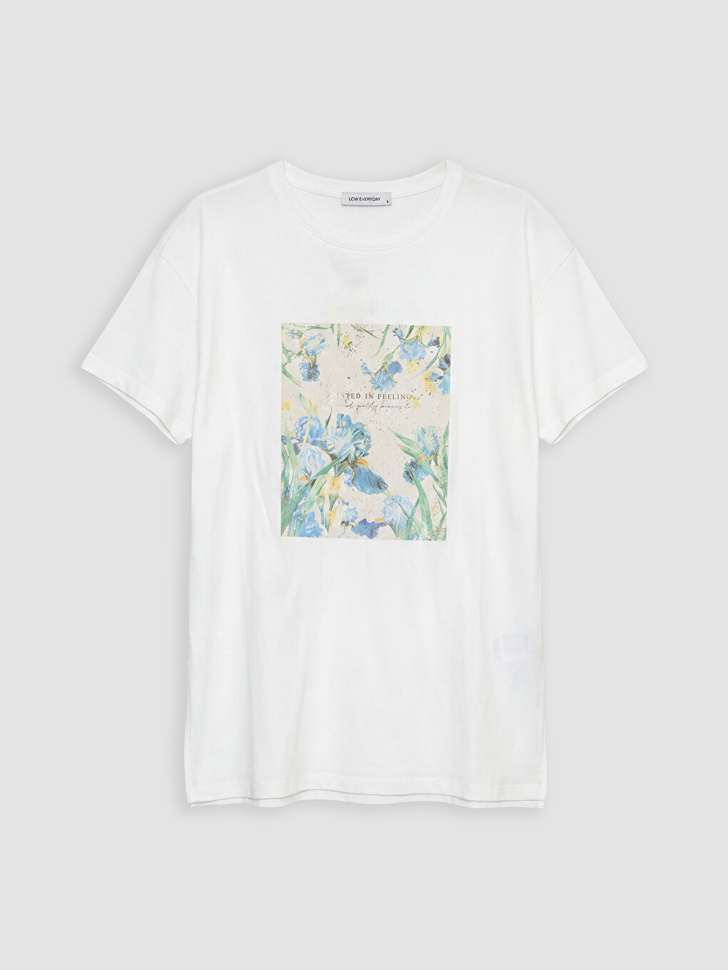 Beyaz Bisiklet Yaka Baskılı Kadın Tişört