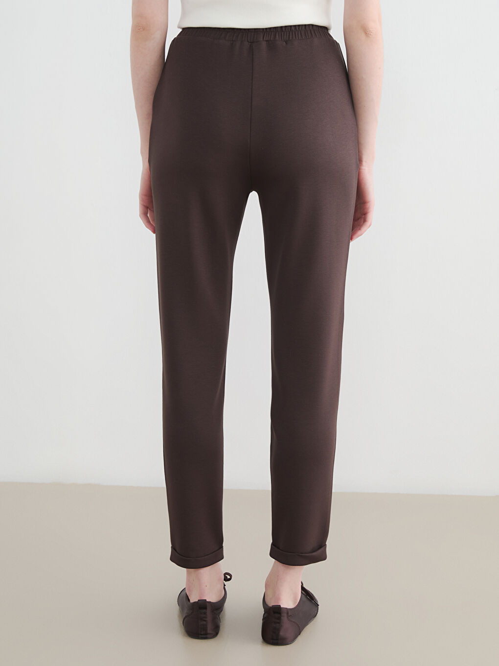 Elastic Waist Soft Touch Women's Sweatpants-3