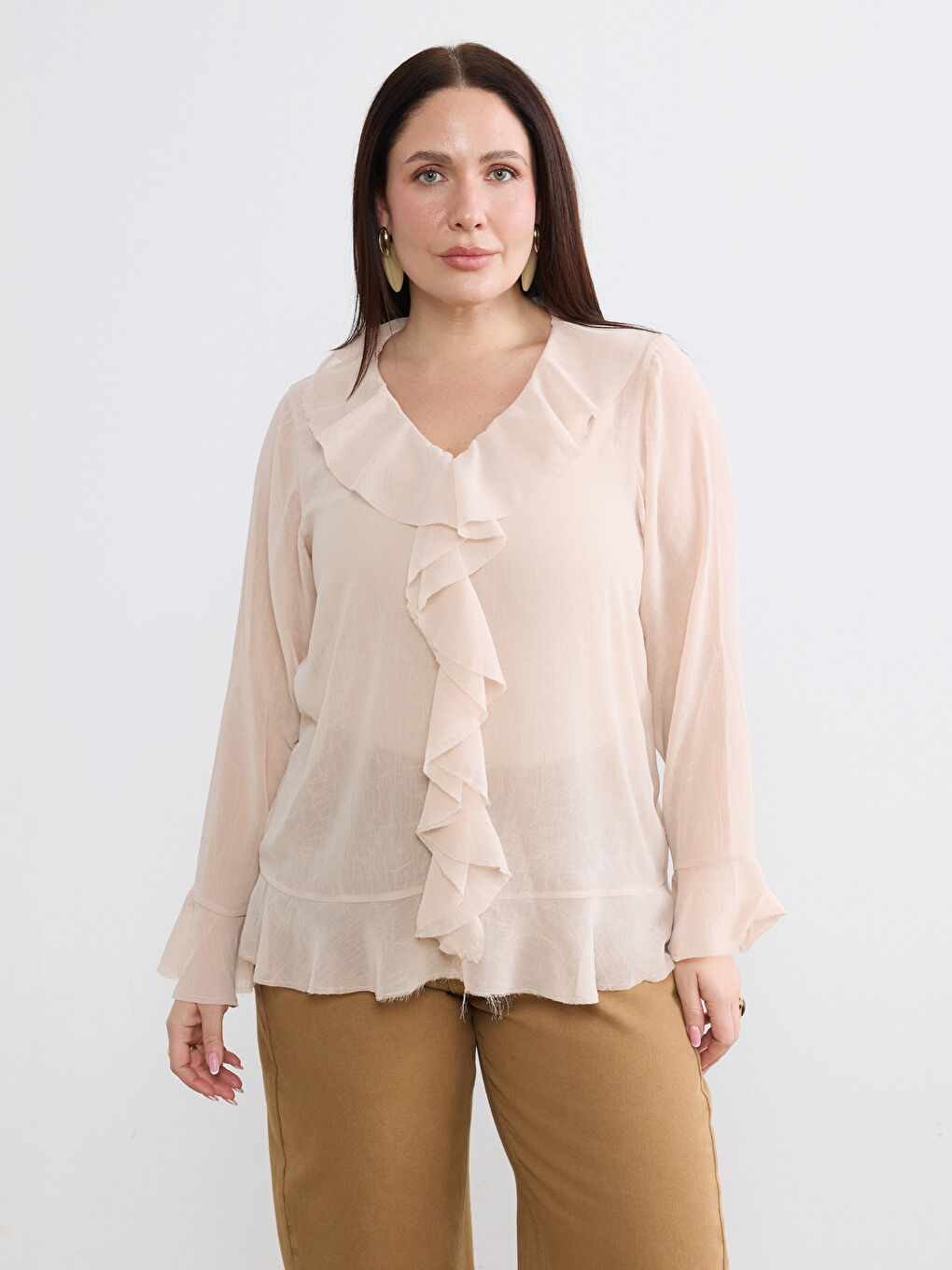 Bej Büyük Beden V Yaka Fırfırlı Bluz