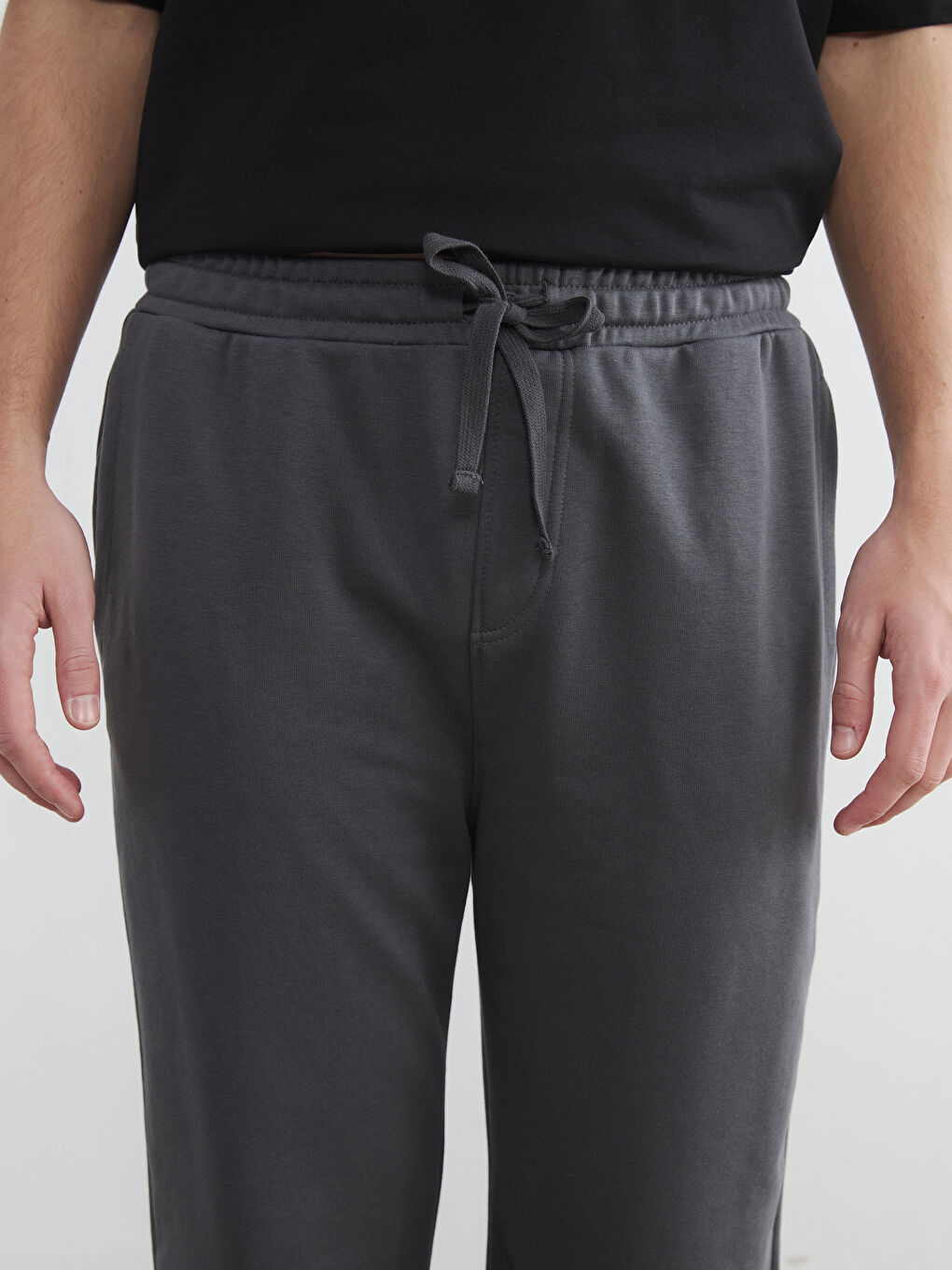 Мужские спортивные брюки свободного кроя-2