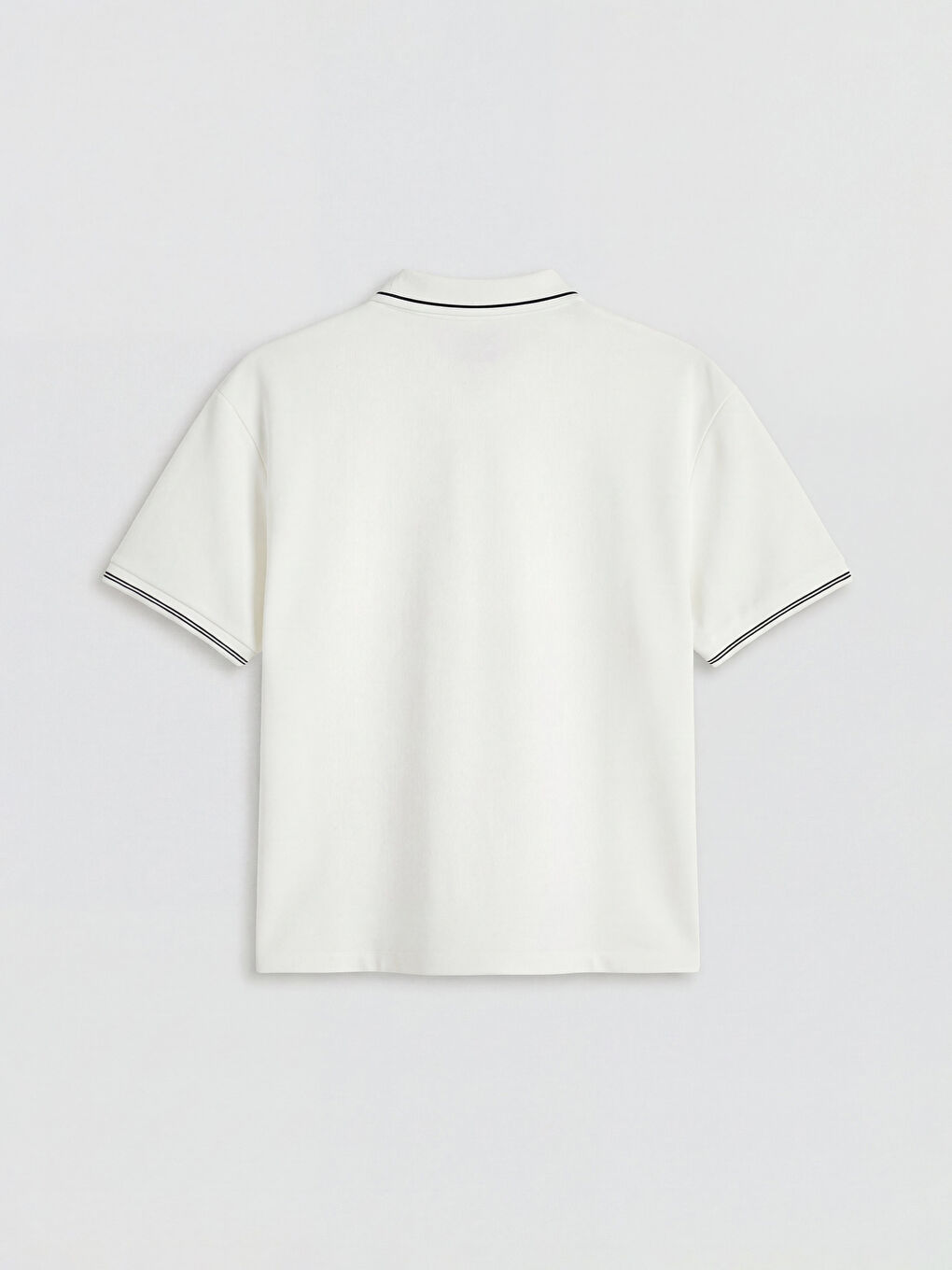 Beyaz Polo Yaka Kadın Spor Tişört-1