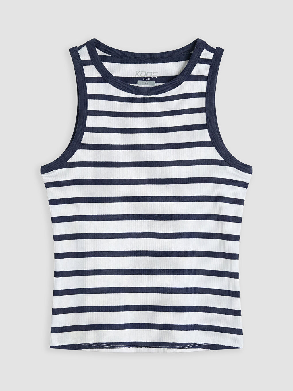 Beyaz Çizgili Kadın Sporcu Atleti