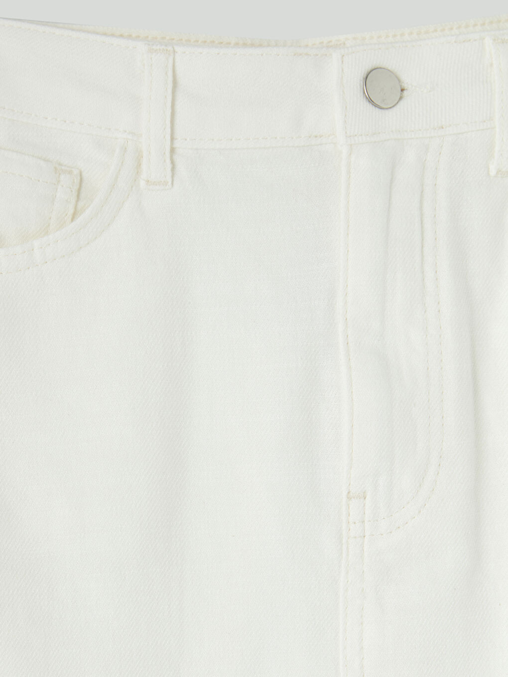 Beyaz Standart Fit Mini Jean Etek-2