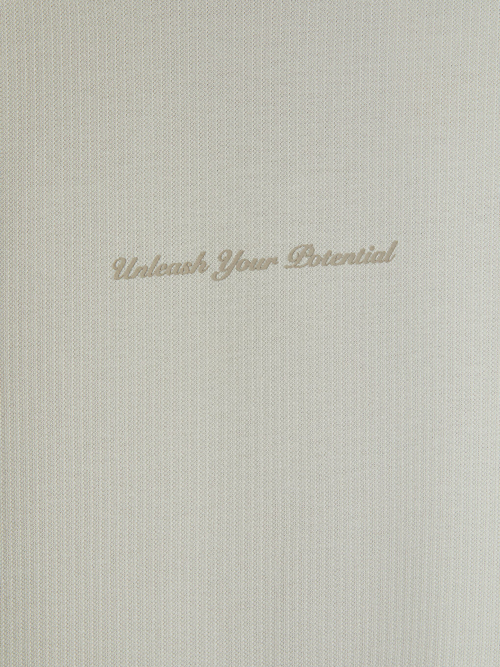 Gri Bisiklet Yaka Nakışlı Fitilli Erkek Tişört-2