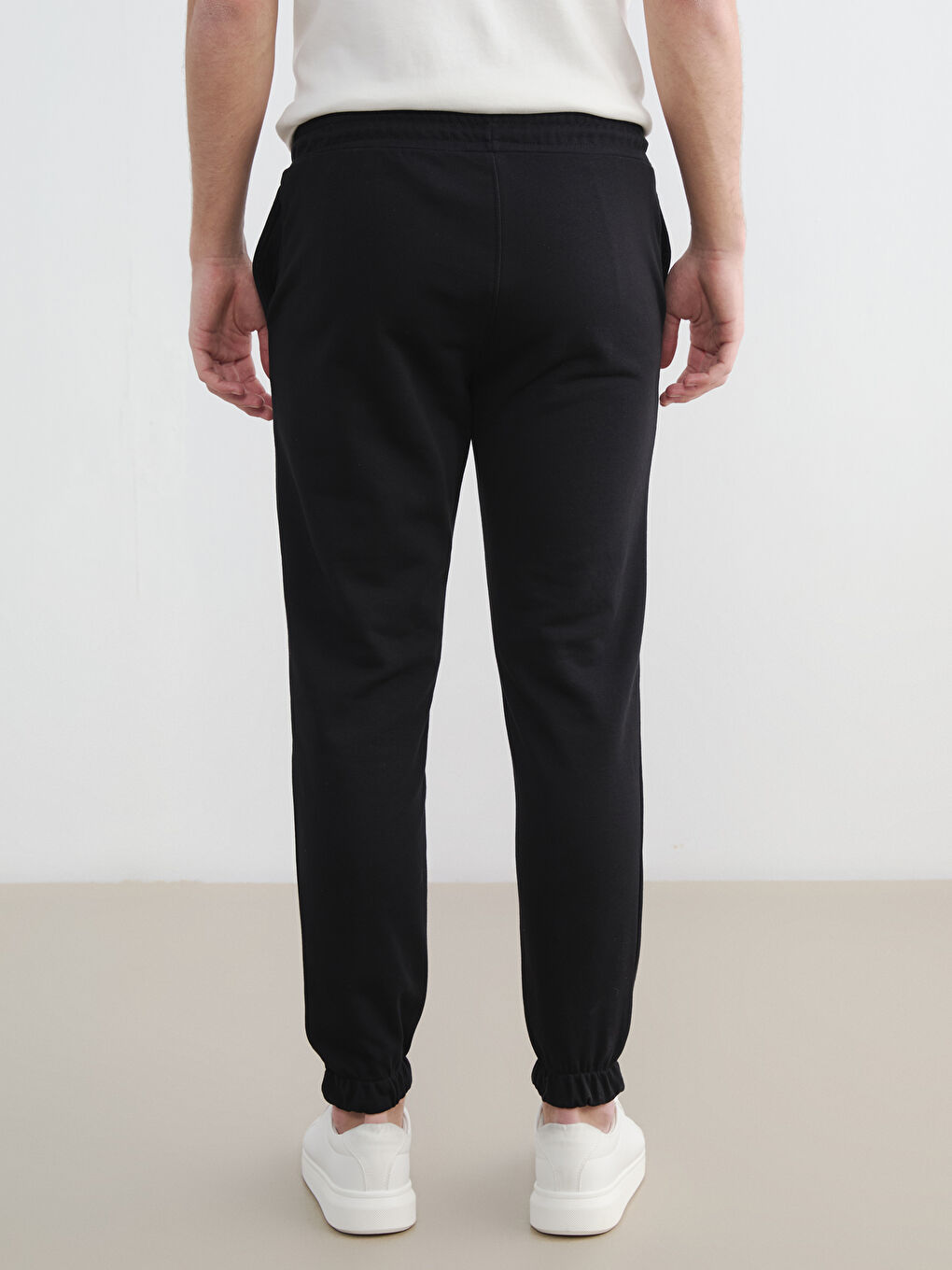 Siyah Standart Kalıp Erkek Jogger Eşofman Alt-3