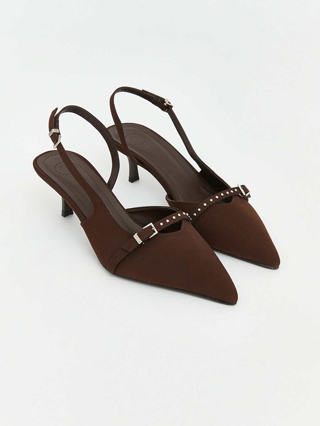 Kahverengi Sivri Burunlu Kadın Topuklu Ayakkabı