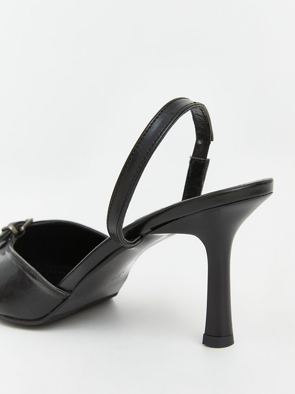 Siyah Sivri Burunlu Kadın Topuklu Ayakkabı-4