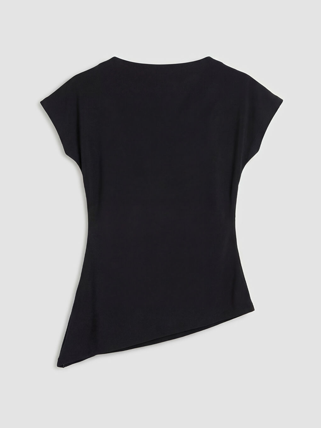 Siyah Kayık Yaka Büzgülü Bluz-1