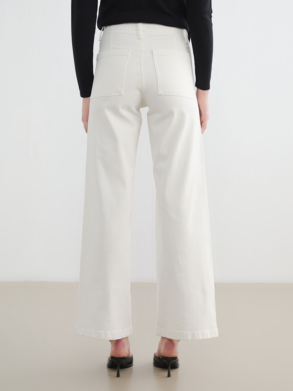 Wide Leg Women's Jeans-3