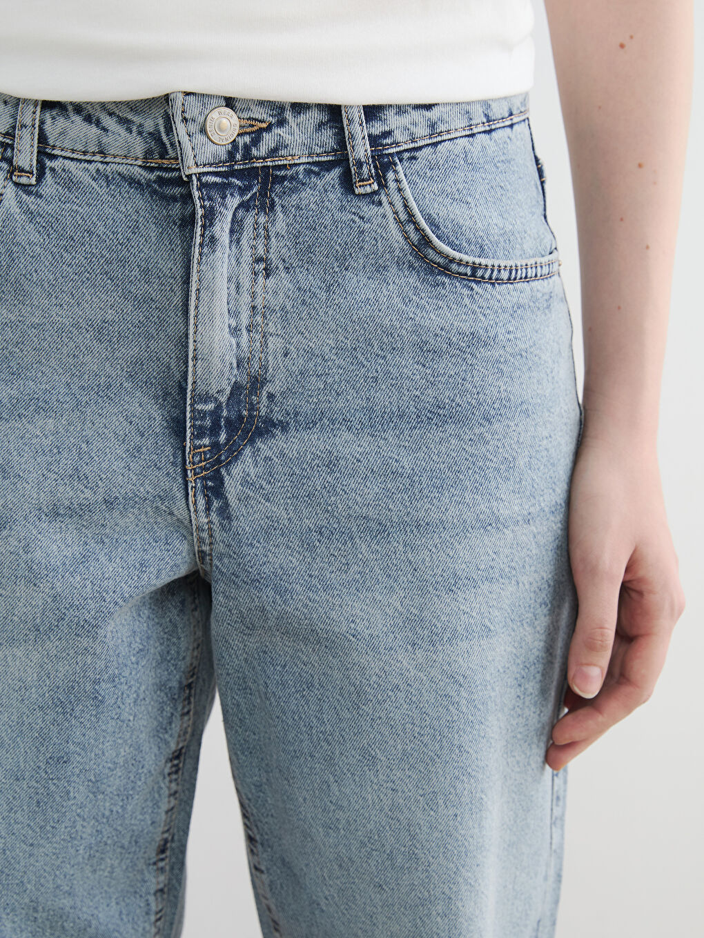 İndigo Boyfriend Fit Kadın Yırtık Jean Pantolon-2