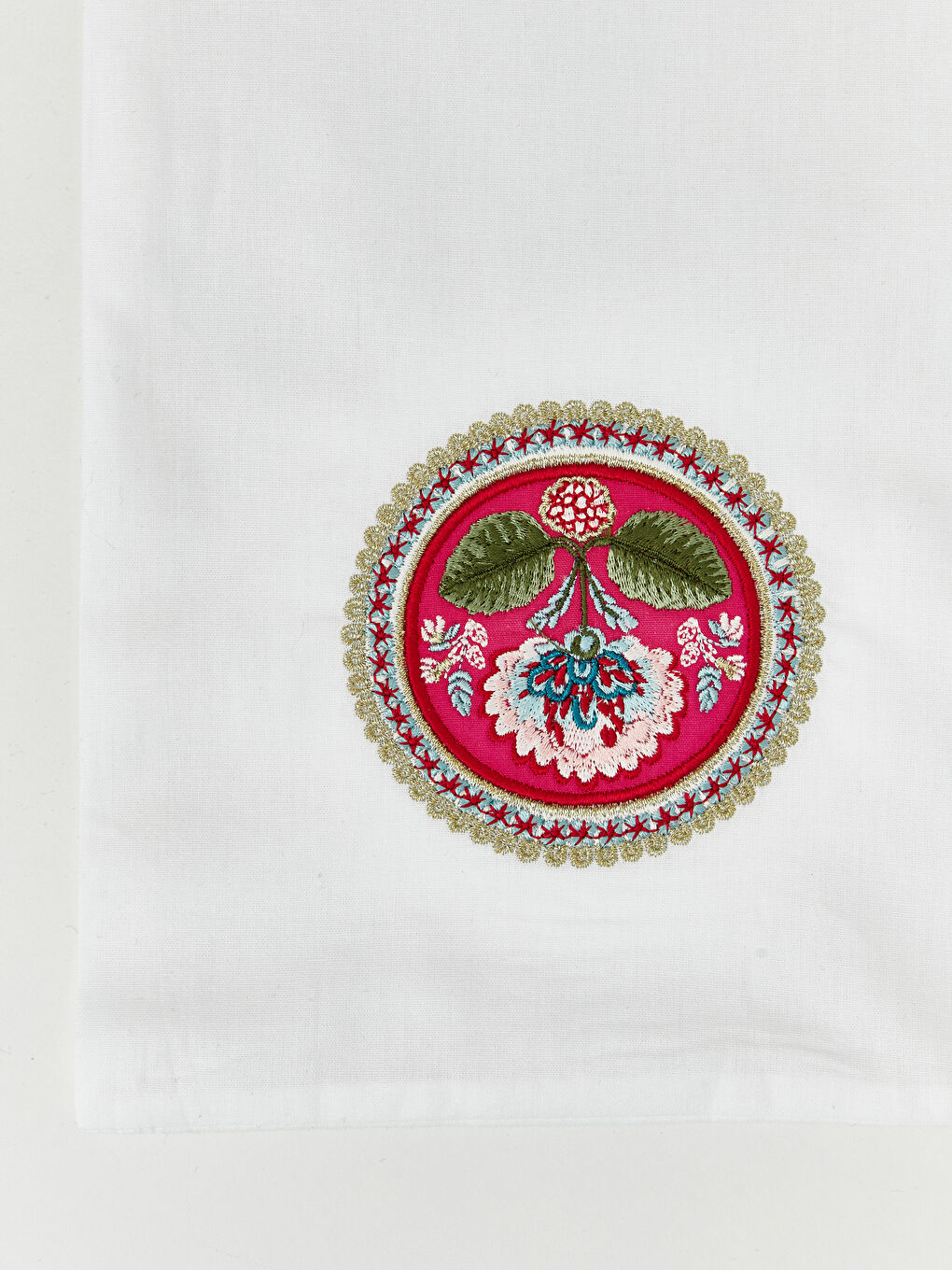 Beyaz Çiçek Nakışlı Pamuklu Yastık Kılıfı 2'li 50x70 cm-4