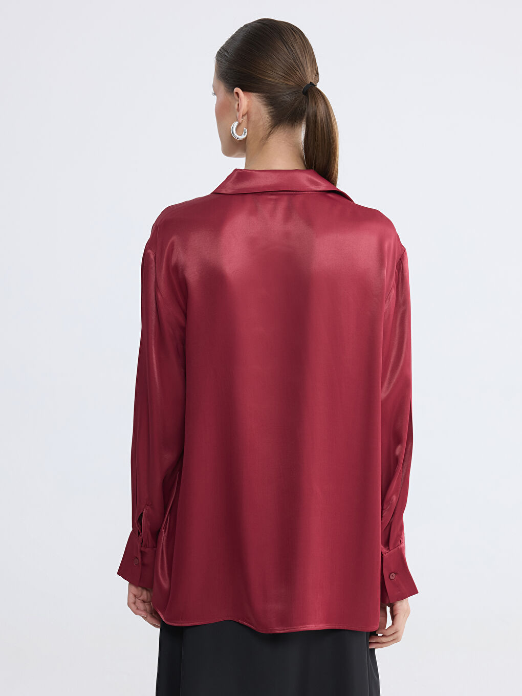 قميص ساتان نسائي-3