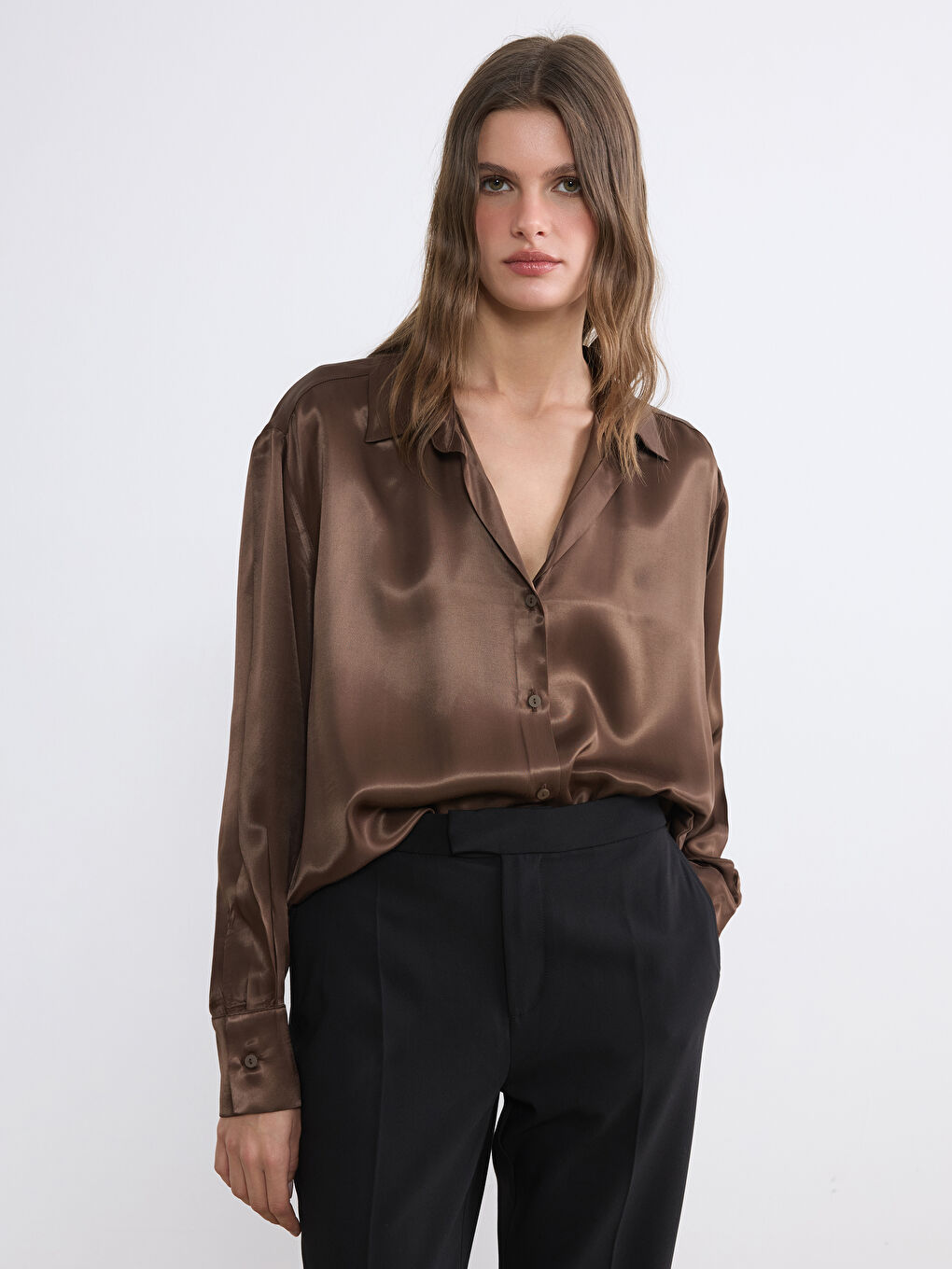 Saten košulja za žene