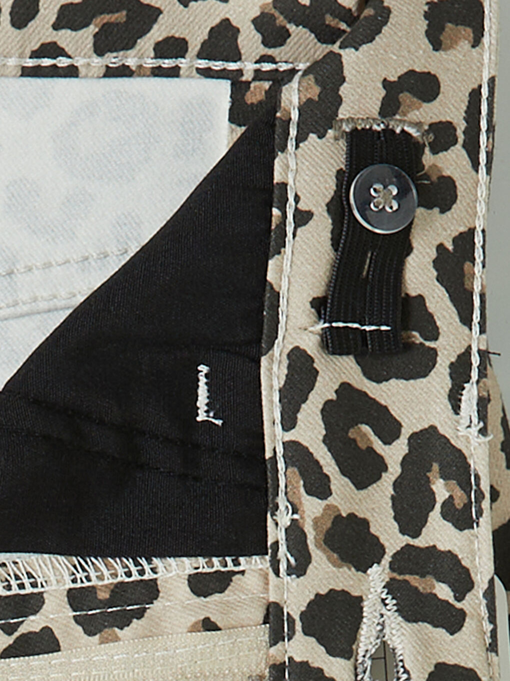 Bej Leopar Desenli Kız Çocuk Şortolon-3
